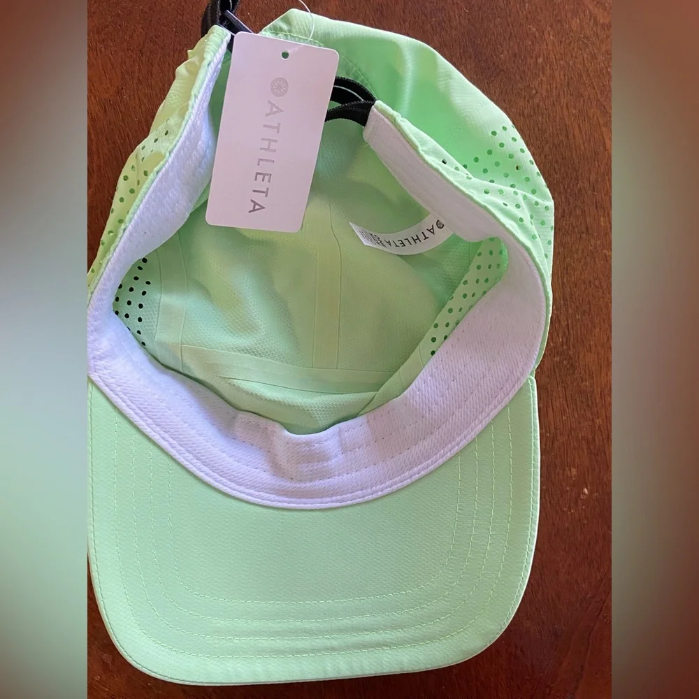 Athleta Hat Lime Green NWT - Picture 2 of 3